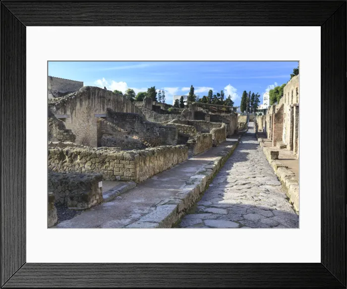Framed Print : Italy, Naples, Herculaneum, Roman Ruins (UNESCO site) Framed Print : Italy, Naples, Herculaneum, Roman Ruins (UNESCO site)