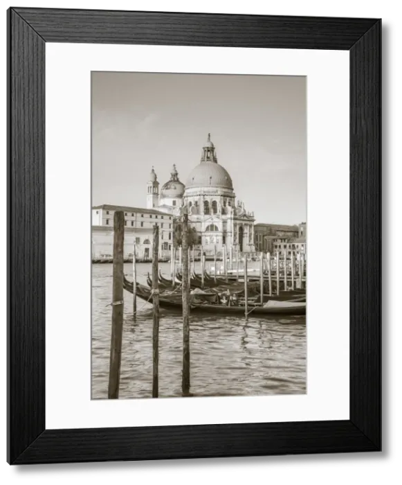 Framed Print : Basilica di Santa Maria della Salute, Grand Canal, Venice, Veneto, Italy Framed Print : Basilica di Santa Maria della Salute, Grand Canal, Venice, Veneto, Italy