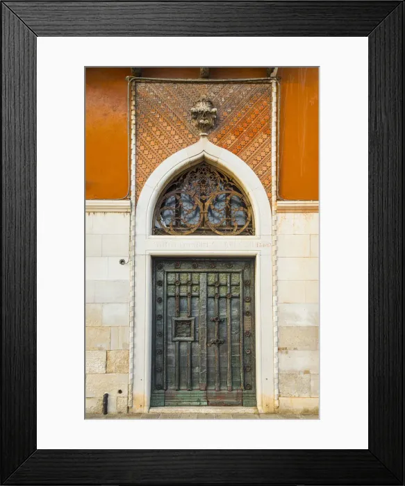 Framed Print : Dorsoduro, Venice, Veneto, Italy Framed Print : Dorsoduro, Venice, Veneto, Italy