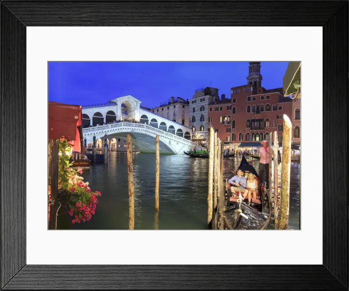 Framed Print : Italy, Veneto, Venice, Sestiere of Rialto, Rialto Bridge Framed Print : Italy, Veneto, Venice, Sestiere of Rialto, Rialto Bridge