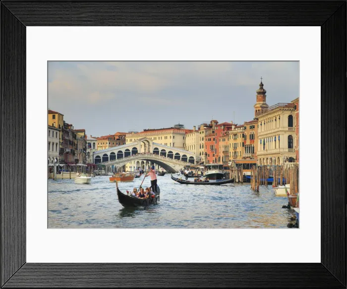 Framed Print : Italy, Veneto, Venice, Sestier of Rialto, Rialto Bridge Framed Print : Italy, Veneto, Venice, Sestier of Rialto, Rialto Bridge