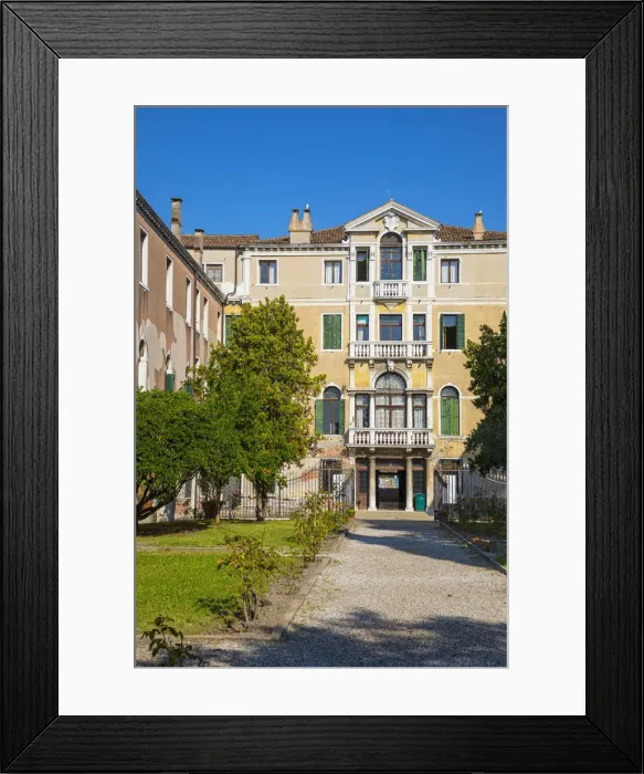 Framed Print : DorsoduPalazzo Ca Zenobio, ro, Venice, Veneto, Italy Framed Print : DorsoduPalazzo Ca Zenobio, ro, Venice, Veneto, Italy