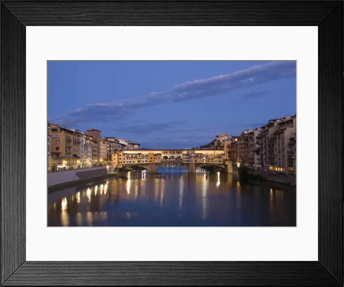 Framed Print : Ponte Vecchio & Arno River at Dusk, Florence, Tuscany, Italy Framed Print : Ponte Vecchio & Arno River at Dusk, Florence, Tuscany, Italy