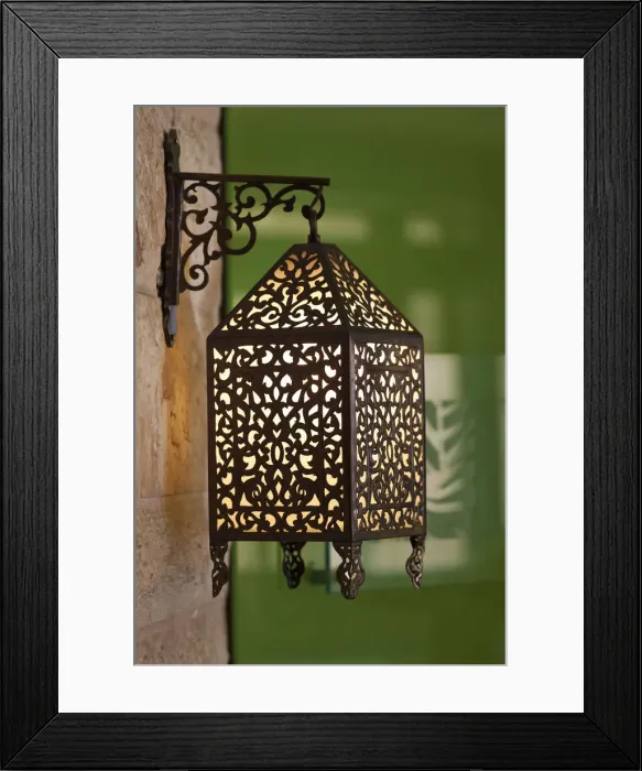 Framed Print : Jordan, Aqaba, traditional Arab lamp