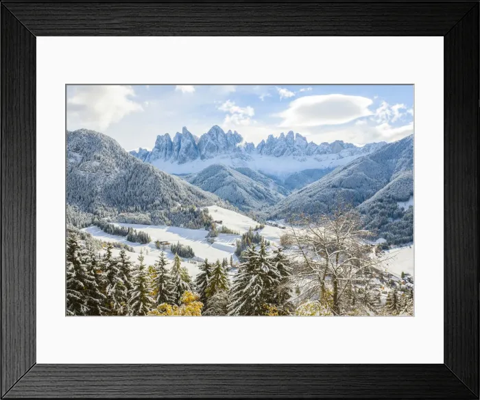 Framed Print : Winter snow, St. Magdalena village, Geisler Spitzen (3060m), Val di Funes, Dolomites