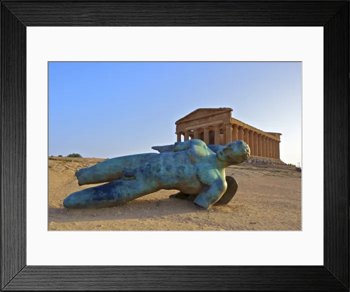 Framed Print : Statue at Temple of Concord, Valley of the Temples, Agrigento, Sicily, Italy Framed Print : Statue at Temple of Concord, Valley of the Temples, Agrigento, Sicily, Italy