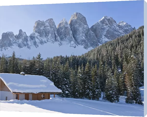 Le Odle Group  /  Geisler Spitzen, Val di Funes, Italian Dolomites mountains, Trentino-Alto
