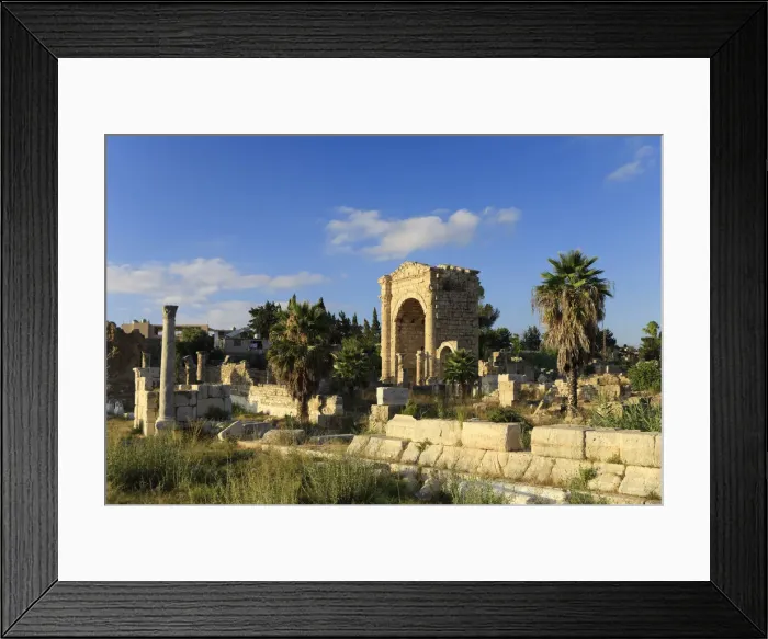 Framed Print : Lebanon, Tyre, Al Bass UNESCO site, Colonnaded Street and Roman Triumphal Arch Framed Print : Lebanon, Tyre, Al Bass UNESCO site, Colonnaded Street and Roman Triumphal Arch