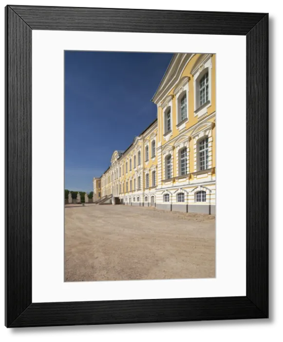 Framed Print : Latvia, Southern Latvia, Zemgale Region, Pilsrundale, Rundale Palace, b Framed Print : Latvia, Southern Latvia, Zemgale Region, Pilsrundale, Rundale Palace, b