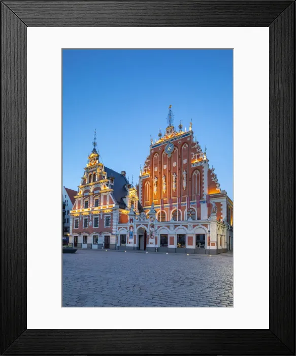 Framed Print : House of Blackheads and Schwab House at Night, Town Hall Square, Old Town, Riga, Latvia