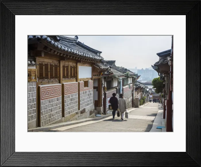 Framed Print : Traditional Korean houses in the Bukchon Hanok Village, Seoul, South Korea Framed Print : Traditional Korean houses in the Bukchon Hanok Village, Seoul, South Korea