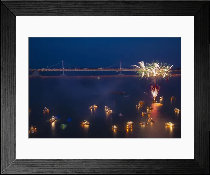Framed Print : Korea, Gyeongsangnam-do, Busan, Gwangan - Gwangalli beach, Gwangalli Eobang Festival Framed Print : Korea, Gyeongsangnam-do, Busan, Gwangan - Gwangalli beach, Gwangalli Eobang Festival