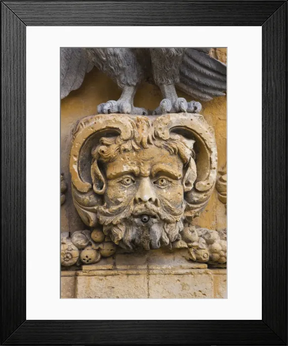 Framed Print : Malta, Valletta, detail, St. Georges Square Framed Print : Malta, Valletta, detail, St. Georges Square