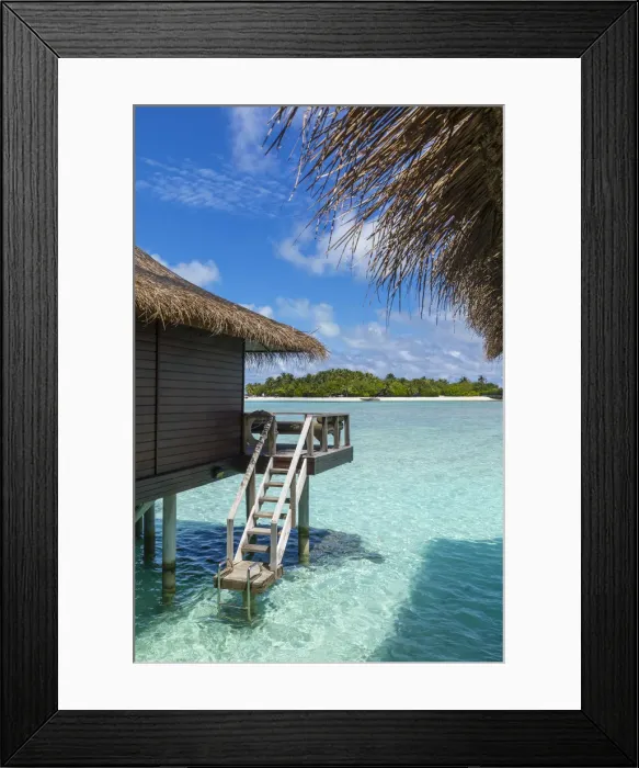 Framed Print : Overwater bungalows, Anantara Veli resort, South Male Atoll, Maldives