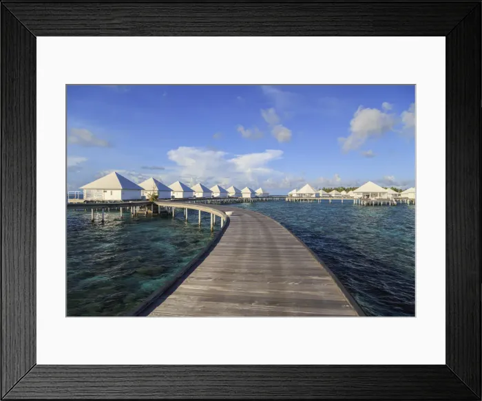 Framed Print : Maldives, South Ari Atoll, Thudufushi Island, Diamonds Thudufushi Resort, Water villas Framed Print : Maldives, South Ari Atoll, Thudufushi Island, Diamonds Thudufushi Resort, Water villas