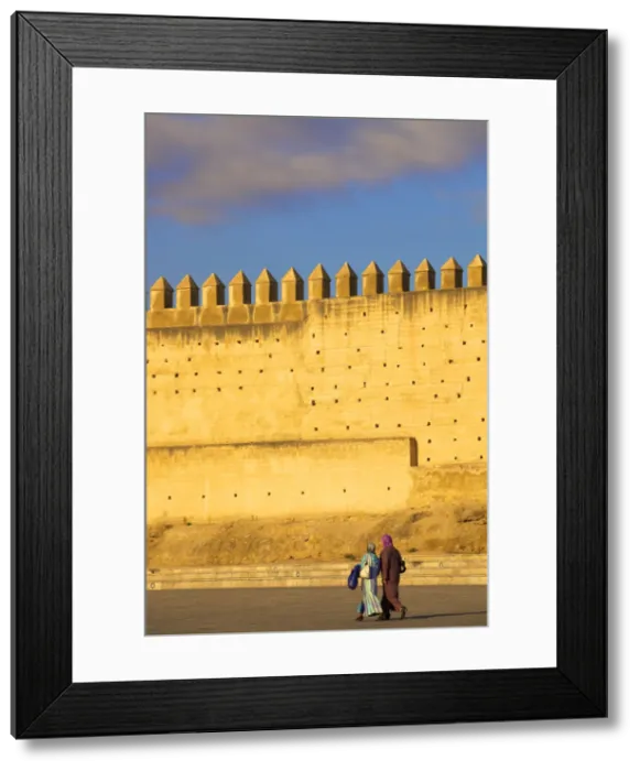 Framed Print : City Wall, Fez, Morocco, North Africa Framed Print : City Wall, Fez, Morocco, North Africa