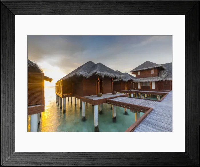 Framed Print : Overwater Spa, Anantara Dhigu resort, South Male Atoll, Maldives Framed Print : Overwater Spa, Anantara Dhigu resort, South Male Atoll, Maldives