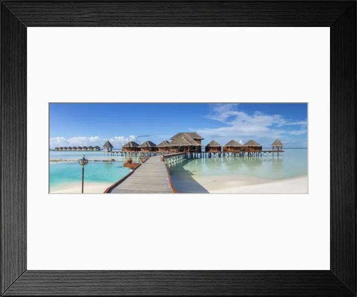 Framed Print : Overwater Spa, Anantara Dhigu resort, South Male Atoll, Maldives Framed Print : Overwater Spa, Anantara Dhigu resort, South Male Atoll, Maldives