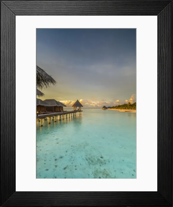 Framed Print : Overwater Spa, Anantara Dhigu resort, South Male Atoll, Maldives Framed Print : Overwater Spa, Anantara Dhigu resort, South Male Atoll, Maldives