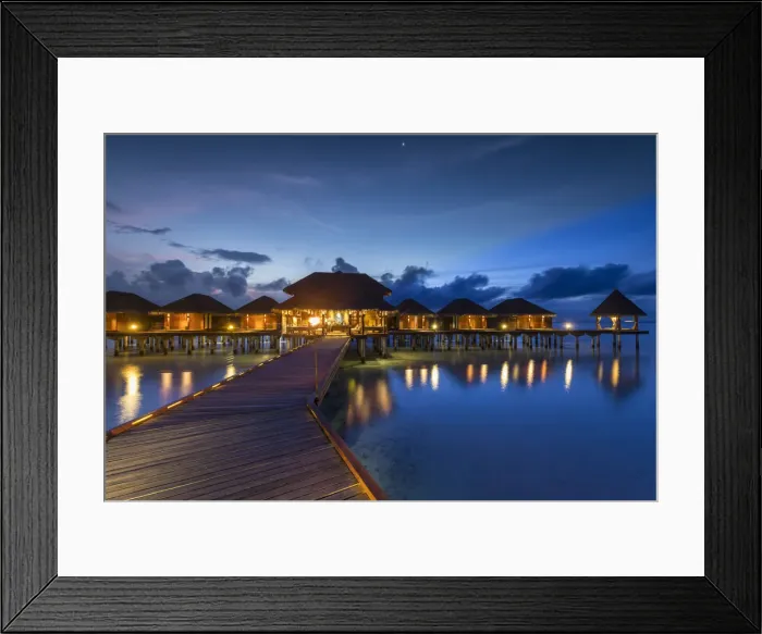 Framed Print : Overwater Spa, Anantara Dhigu resort, South Male Atoll, Maldives Framed Print : Overwater Spa, Anantara Dhigu resort, South Male Atoll, Maldives