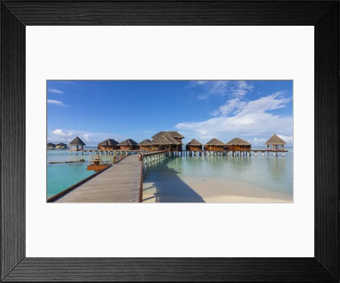 Framed Print : Overwater Spa, Anantara Dhigu resort, South Male Atoll, Maldives Framed Print : Overwater Spa, Anantara Dhigu resort, South Male Atoll, Maldives
