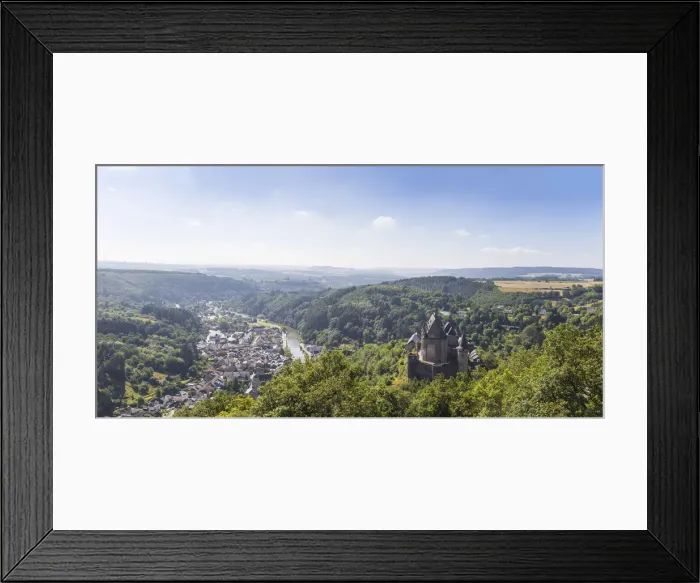 Framed Print : Luxembourg, Vianden, View of Vianden Castle, town and valley