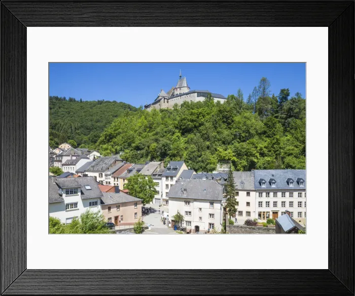 Framed Print : Luxembourg, Vianden, View of Vianden Castle above the town Framed Print : Luxembourg, Vianden, View of Vianden Castle above the town