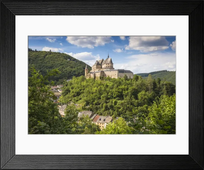 Framed Print : Luxembourg, Vianden, View of Vianden Castle above the town Framed Print : Luxembourg, Vianden, View of Vianden Castle above the town