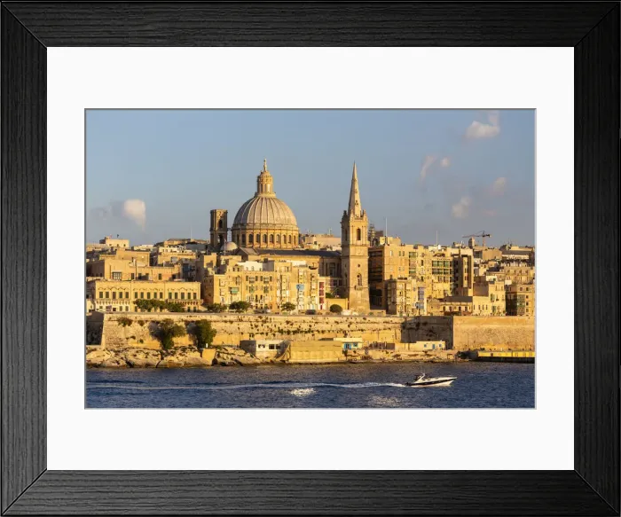 Framed Print : Valletta, Malta, View over Old Town Framed Print : Valletta, Malta, View over Old Town