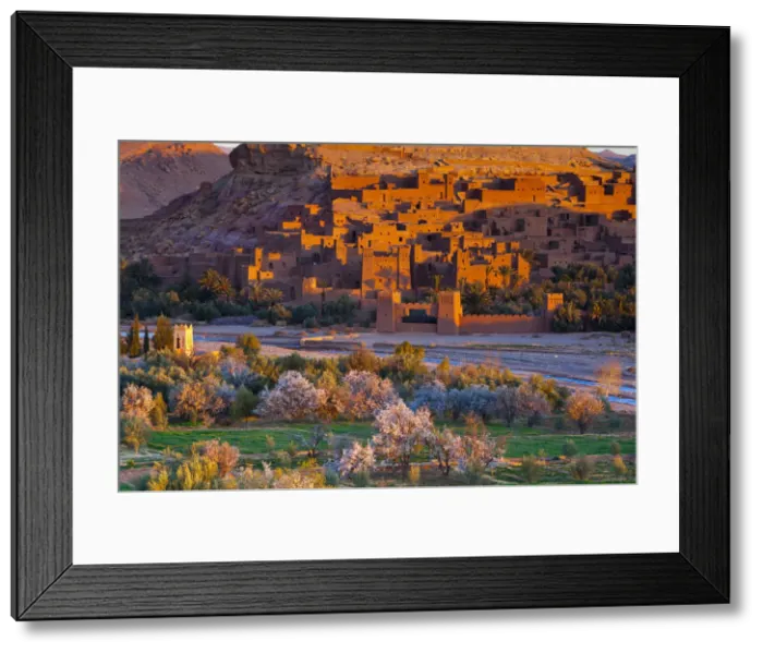 Framed Print : Ait Benhaddou, Atlas Mountains, Morocco Framed Print : Ait Benhaddou, Atlas Mountains, Morocco