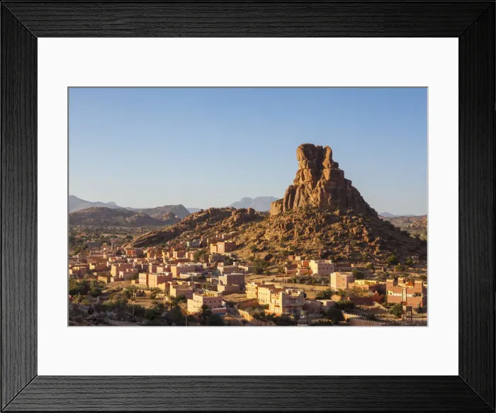 Framed Print : The Berber village of Aguerd Oudad and the rock formation Le Chapeau de Napoleon Framed Print : The Berber village of Aguerd Oudad and the rock formation Le Chapeau de Napoleon