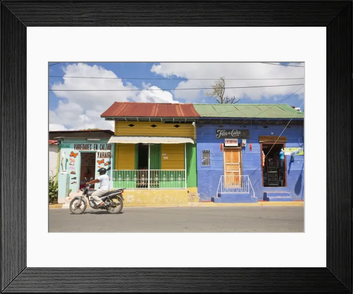 Framed Print : Nicaragua, San Juan Del Sur, Street scene Framed Print : Nicaragua, San Juan Del Sur, Street scene