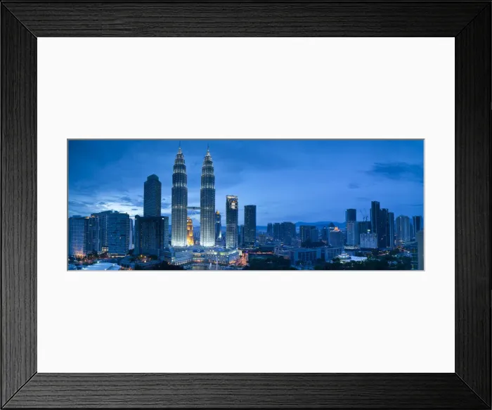 Framed Print : Petronas Towers & KLCC, Kuala Lumpur, Malaysia Framed Print : Petronas Towers & KLCC, Kuala Lumpur, Malaysia
