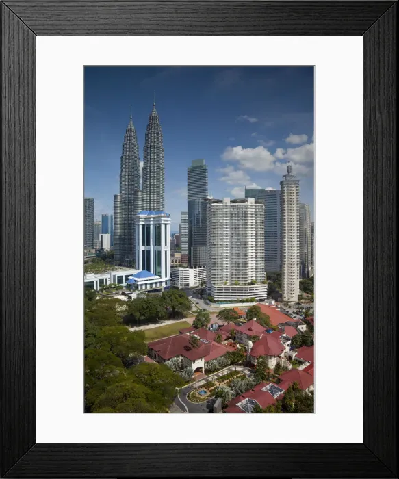 Framed Print : Petronas Towers, Kuala Lumpur, Malaysia