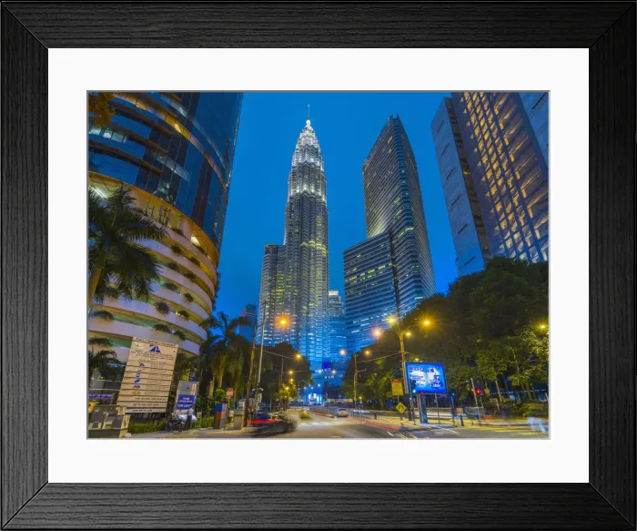Framed Print : Malaysia, Kuala Lumpur, Petronas Towers