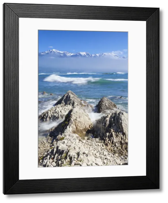 Framed Print : Dramatic coastal landscape, Kaikoura, South Island, New Zealand Framed Print : Dramatic coastal landscape, Kaikoura, South Island, New Zealand