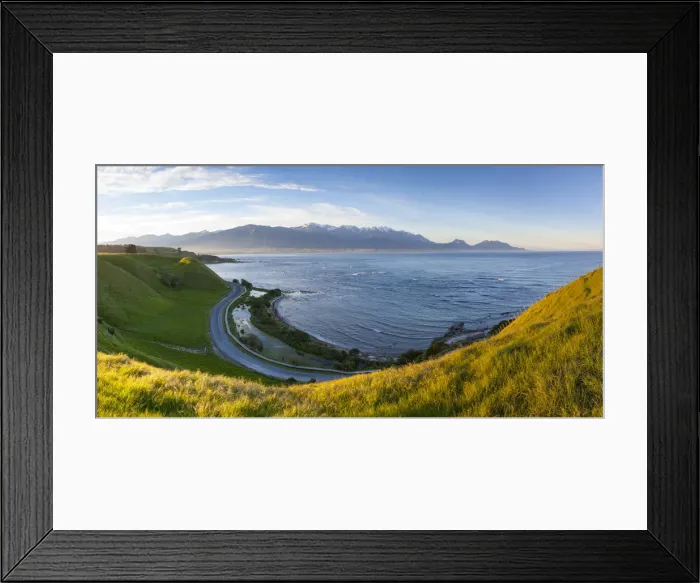Framed Print : Elevated view over dramatic landscape, Kaikoura, South Island, New Zealand Framed Print : Elevated view over dramatic landscape, Kaikoura, South Island, New Zealand