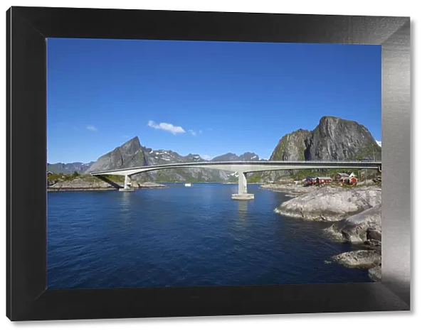 Coastal bridge & picturesque fishing village, Hamnoy, Moskenesoy, Lofoten Islands