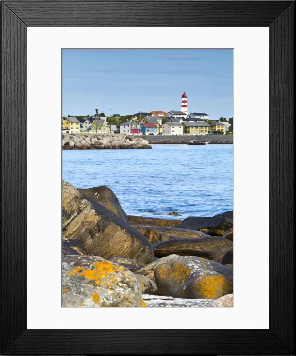 Framed Print : Alnes Lighthouse, Alnes, Godoy, More og Romsdal, Norway Framed Print : Alnes Lighthouse, Alnes, Godoy, More og Romsdal, Norway