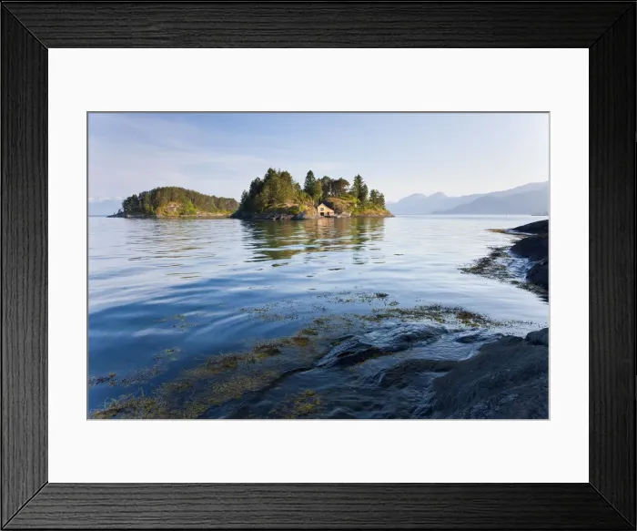 Framed Print : Hardangerfjorden nr Bergen, Western Fjords, Norway