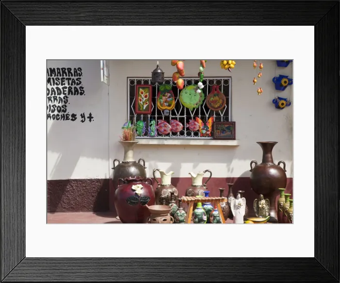 Framed Print : Nicaragua, Granada, Catarina, Souvenier shop Framed Print : Nicaragua, Granada, Catarina, Souvenier shop