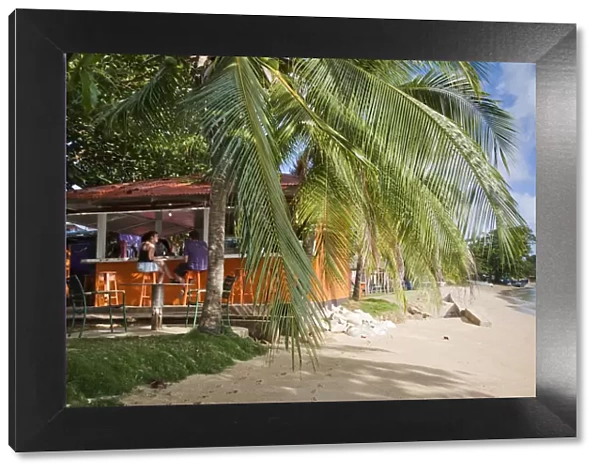 Nicaragua, Corn Islands, Little Corn Island, Beach bar near the Village