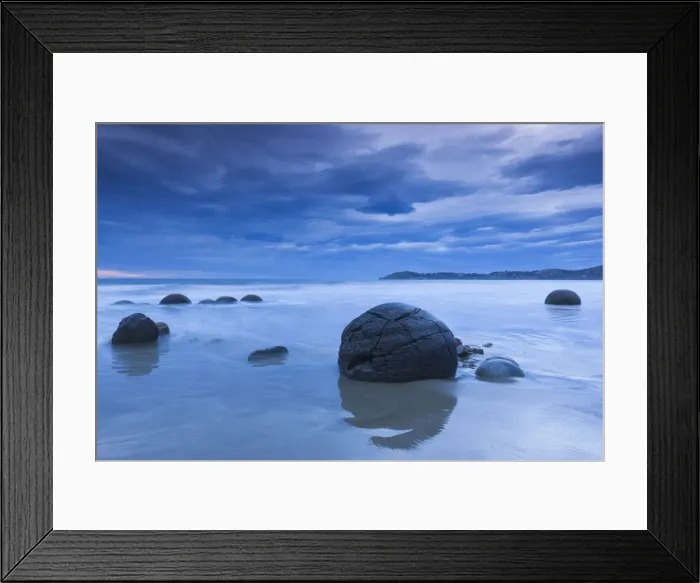 Framed Print : New Zealand, South Island, Otago, Moeraki, Moeraki Boulders also known as Te Kaihinaki Framed Print : New Zealand, South Island, Otago, Moeraki, Moeraki Boulders also known as Te Kaihinaki