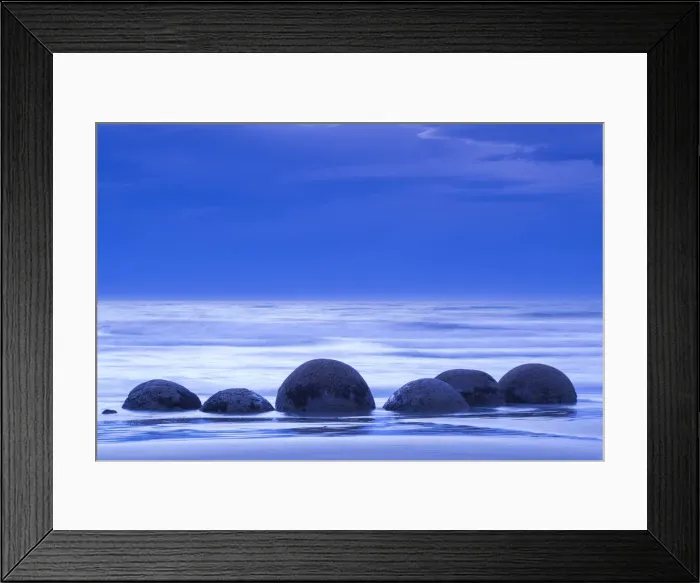 Framed Print : New Zealand, South Island, Otago, Moeraki, Moeraki Boulders also known as Te Kaihinaki Framed Print : New Zealand, South Island, Otago, Moeraki, Moeraki Boulders also known as Te Kaihinaki