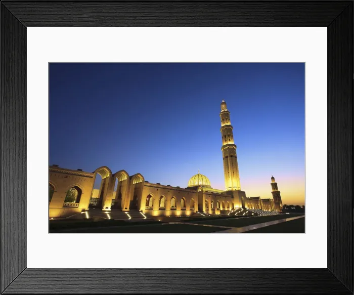 Framed Print : Oman, Muscat, Sultan Qaboos Grand Mosque Framed Print : Oman, Muscat, Sultan Qaboos Grand Mosque