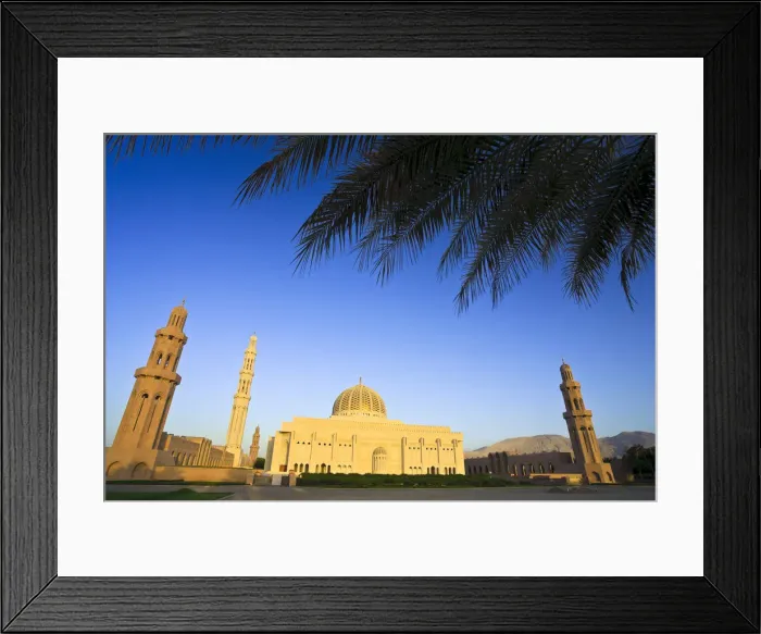 Framed Print : Oman, Muscat, Sultan Qaboos Grand Mosque Framed Print : Oman, Muscat, Sultan Qaboos Grand Mosque