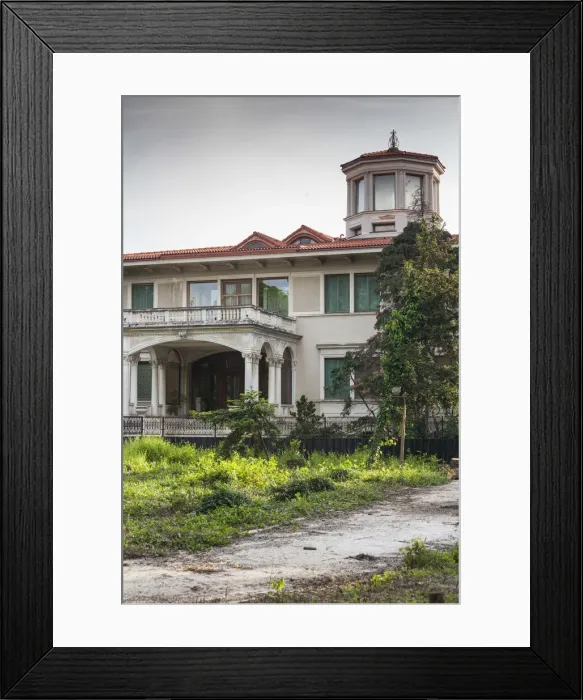 Framed Print : Romania, Bucharest, former residence of Romanian Dictator Nicolae Ceausescu Framed Print : Romania, Bucharest, former residence of Romanian Dictator Nicolae Ceausescu