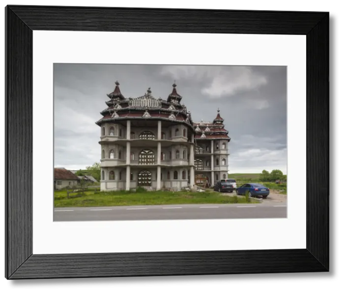 Framed Print : Romania, Transylvania, Huedin, Roma Palaces, large houses built by expatriate Roma Framed Print : Romania, Transylvania, Huedin, Roma Palaces, large houses built by expatriate Roma
