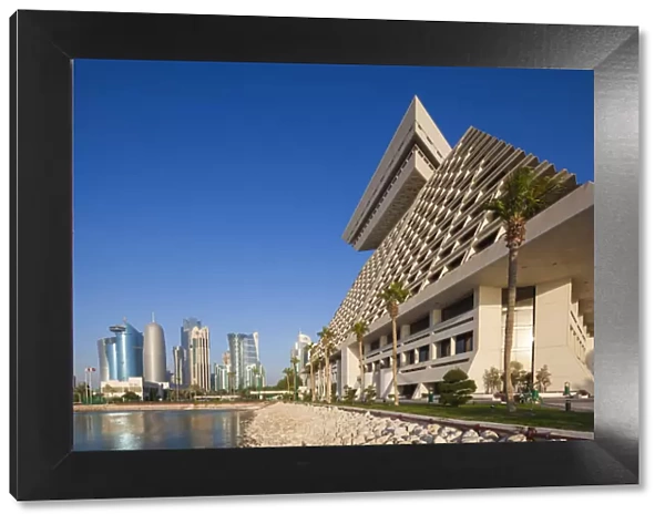 Qatar, Doha, Sheraton Doha Hotel, exterior with West Bay skyline