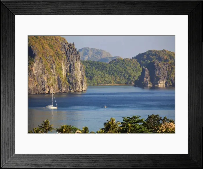Framed Print : Philippines, Palawan, El Nido town and bay and Cadlao Island Framed Print : Philippines, Palawan, El Nido town and bay and Cadlao Island